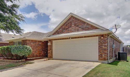 1233 Brownford Dr, Burleson, TX, 76028-6826 | Card Image