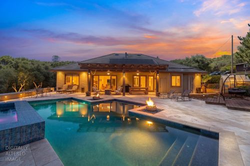 4071 Voyager Way, Shingle Springs, CA, 95682-9300 | Card Image