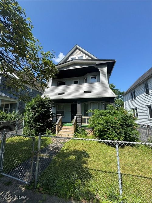 2814 E 118th Street, Cleveland, OH, 44120 | Card Image