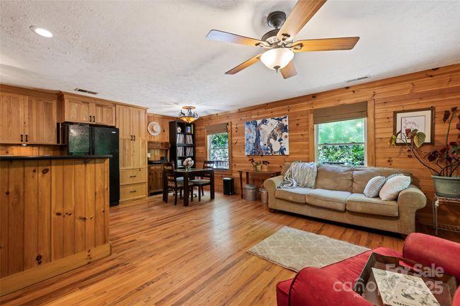 823 Turtle Creek Rd, House other with 3 bedrooms, 2 bathrooms and null parking in Sylva NC | Image 9