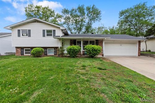 1515 Kingsbury St, Cape Girardeau, MO, 63701-2227 | Card Image