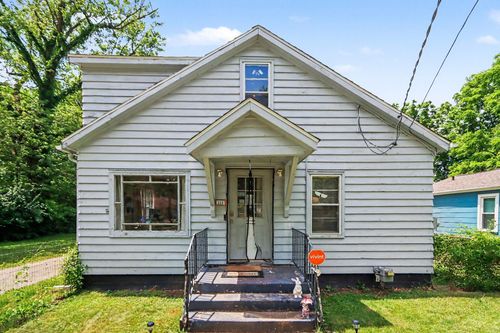 535 Washburn Ave, Kalamazoo, MI, 49048-2148 | Card Image