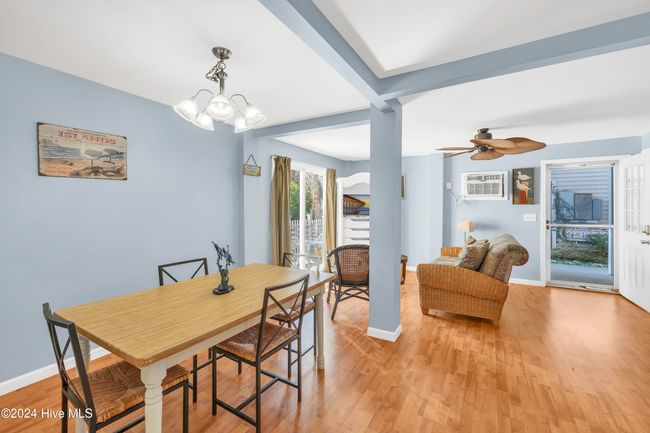 Main house, downstairs unit | Image 29
