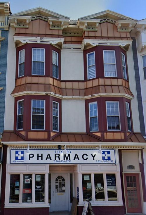 808 Broadway, Bayonne, NJ, 07002-2956 | Card Image