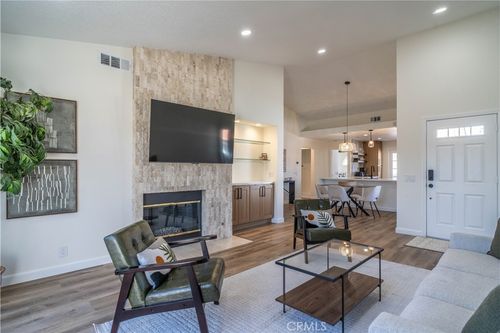 304 Desert Falls Dr E, Palm Desert, CA, 92211-1762 | Card Image