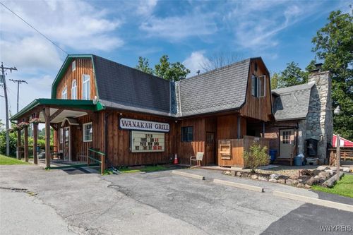 2293 Pleasant Ave, Lake View, NY, 14085-9646 | Card Image