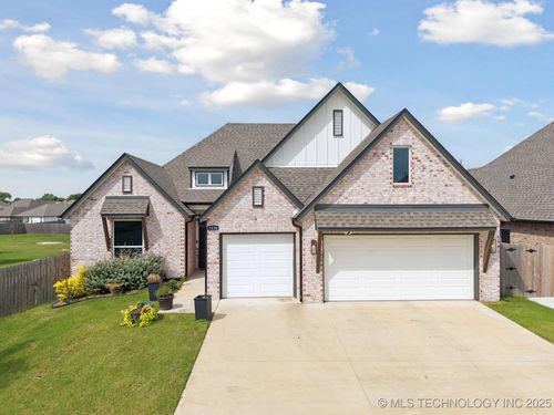 2416 W Lansing Pl, Broken Arrow, OK, 74012-5191 | Card Image