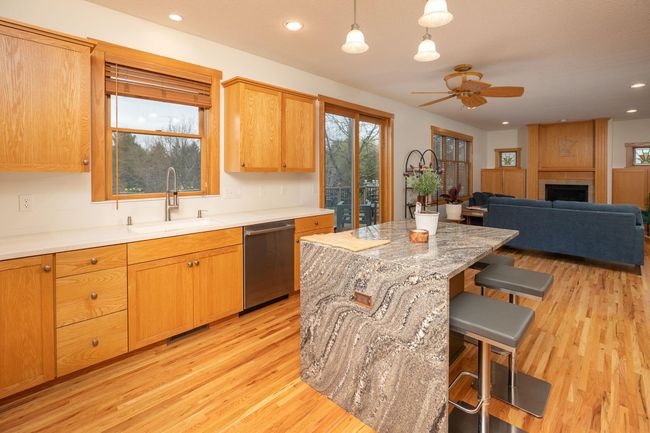 14-web-or-mls-14-Kitchen.jpg | Image 14