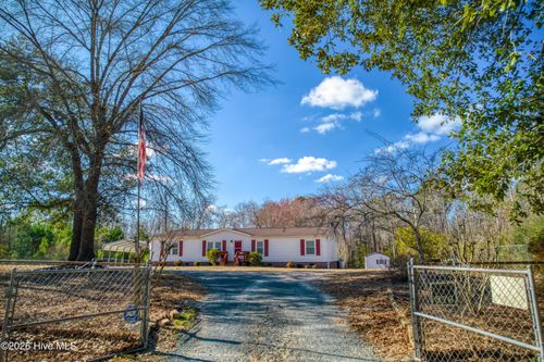 876 Mcclammy Rd, Hampstead, NC, 28443-8702 | Card Image