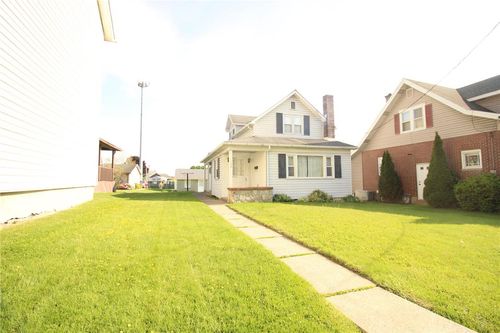 132 E Northampton Street, Bath Boro, PA, 18014 | Card Image