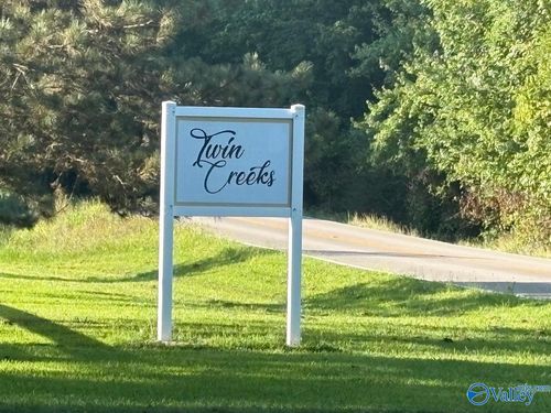 25659 Oak Grove Rd, Elkmont, AL, 35620-3633 | Card Image