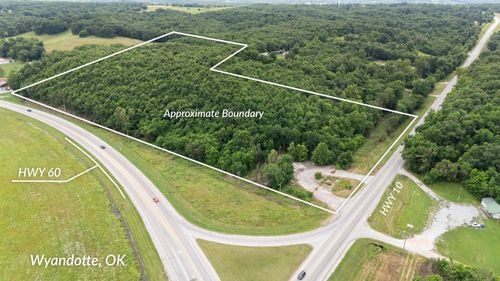 15310 S Highway 10, Wyandotte, OK, 74370-2310 | Card Image