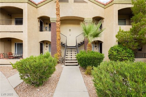 2153-7885 W Flamingo Rd, Las Vegas, NV, 89147-7423 | Card Image