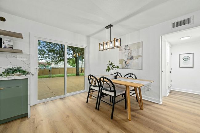2114 Vanderbilt Ln, House other with 5 bedrooms, 3 bathrooms and 6 parking in Austin TX | Image 11