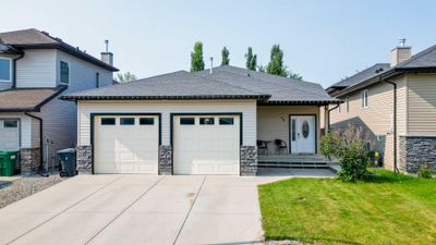 14 Edinburgh Gate W, House detached with 4 bedrooms, 3 bathrooms and 4 parking in Lethbridge AB | Image 1