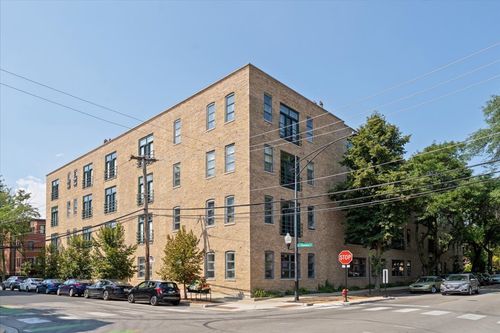 3d-2100 N Racine Ave, Chicago, IL, 60614-4061 | Card Image