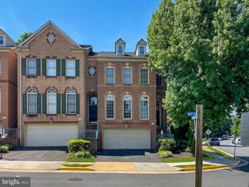 12451 Rose Path Cir, FAIRFAX, VA, 22033-6235 | Card Image