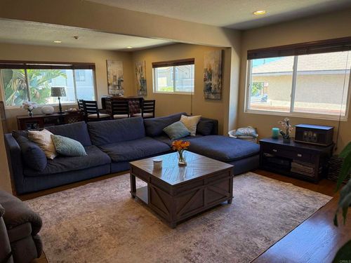 unit-1-2707 Carnegie Ln, Redondo Beach, CA, 90278-4377 | Card Image