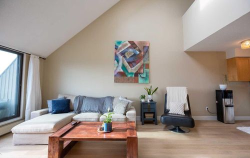 605-1900 25a St Sw, Calgary, AB, T3E1Y5 | Card Image