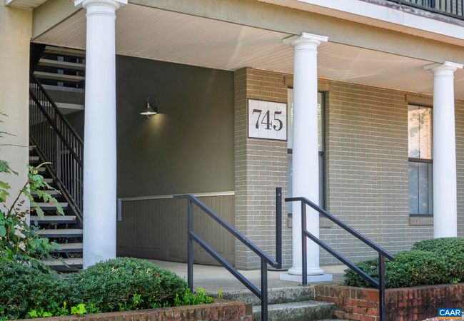 APT-3B - 745 Walker Sq, Condo with 1 bedrooms, 1 bathrooms and null parking in CHARLOTTESVILLE VA | Image 5