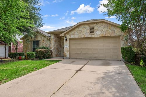 4498 Heritage Well Ln, Round Rock, TX, 78665-1261 | Card Image