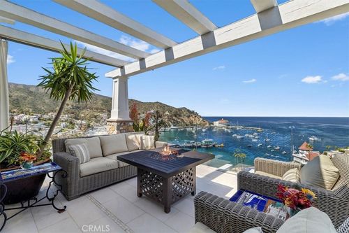 133 Upper Terrace Rd, Avalon, CA, 90704 | Card Image