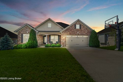 3124 Timberlake Ct, Jeffersonville, IN, 47130-7629 | Card Image