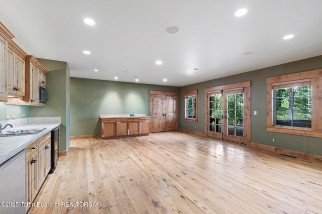 5725 Caddis Fly Dr, House other with 3 bedrooms, 4 bathrooms and null parking in Wilson WY | Image 17