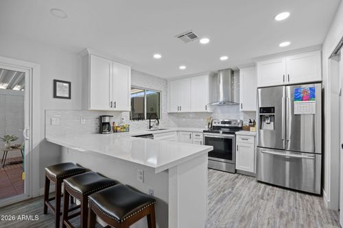 4470 E Belleview St, Phoenix, AZ, 85008-5644 | Card Image
