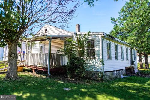 467 Center Ave, ROMNEY, WV, 26757-1307 | Card Image