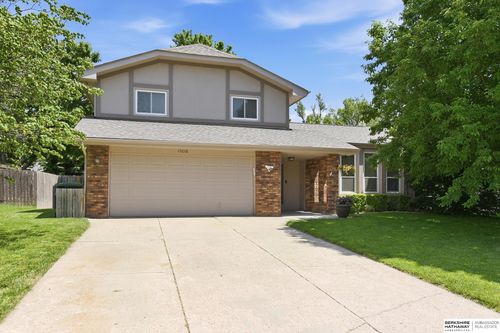 15018 Burt St, Omaha, NE, 68154-1842 | Card Image