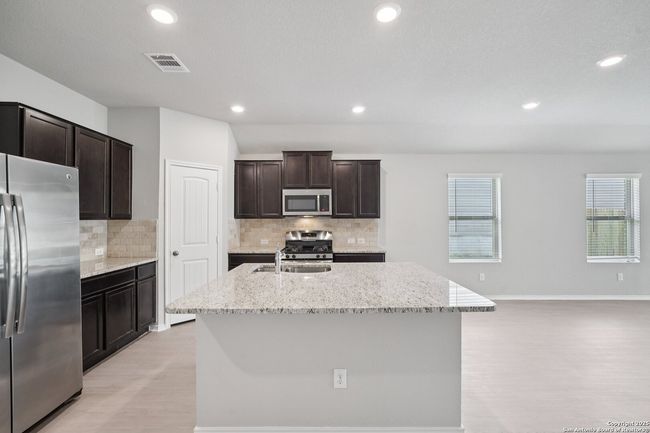 32122 Lemon Mint, House other with 4 bedrooms, 3 bathrooms and null parking in Bulverde TX | Image 13