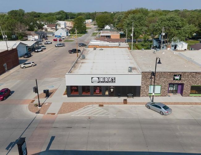 1004 Main Street, Home with 0 bedrooms, 2 bathrooms and null parking in Manson IA | Image 17