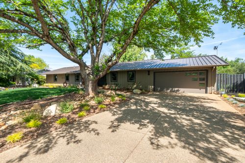 865 Hallmark Dr, Redding, CA, 96001-0185 | Card Image