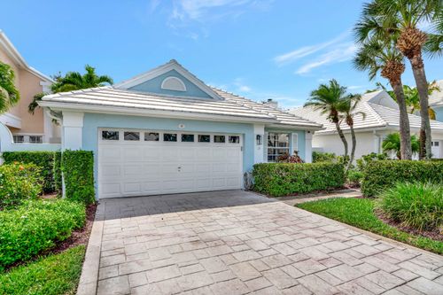 17 Blenheim Ct, Palm Beach Gardens, FL, 33418-7151 | Card Image