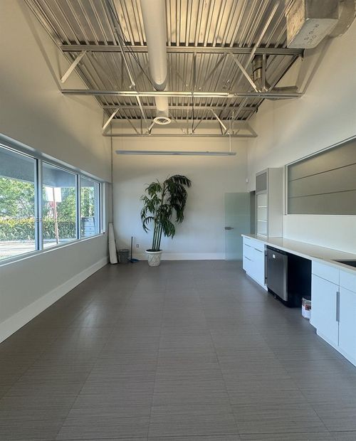 101-3098 Stirling Rd, Hollywood, FL, 33021-2015 | Card Image