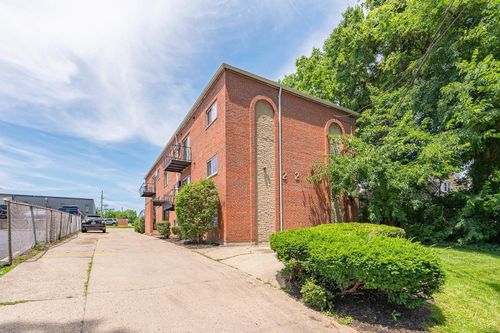 2215 Salvador Street, Cincinnati, OH, 45230 | Card Image