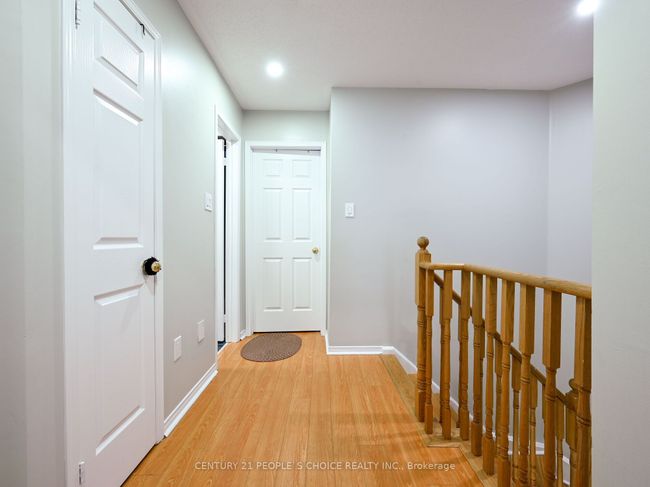 22 Gilgorm Rd, Condo with 3 bedrooms, 3 bathrooms and 1 parking in Brampton ON | Image 23