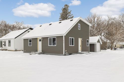 4533 Welcome Ave N, Crystal, MN, 55422-1166 | Card Image