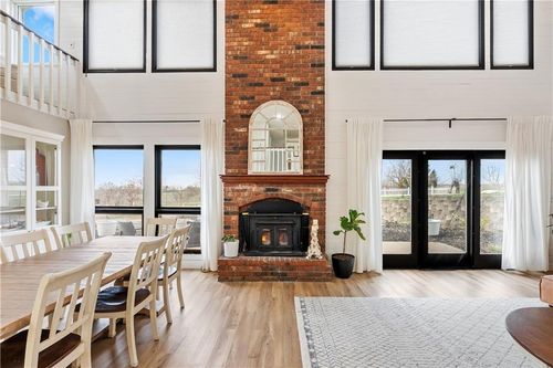 24545 W 327th St, Paola, KS, 66071-4700 | Card Image