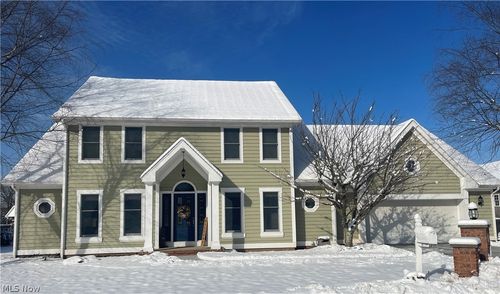 209 Plantation Dr, Mineral Wells, WV, 26150-9638 | Card Image