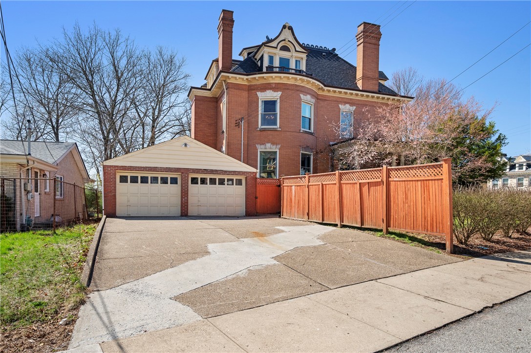 Residential in Highland Park 2