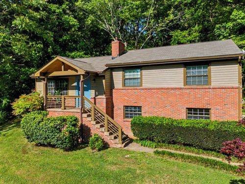 2761 Tanglewood Dr, Chattanooga, TN, 37415-6108 | Card Image