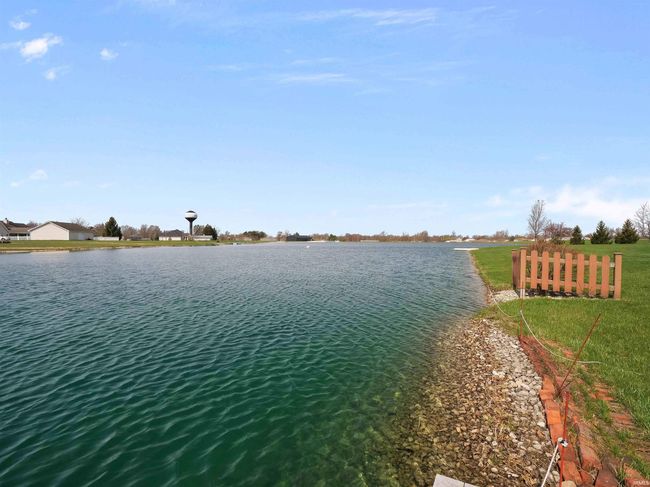 1224 E Edge Water Ct, House other with 3 bedrooms, 3 bathrooms and null parking in Decatur IN | Image 35