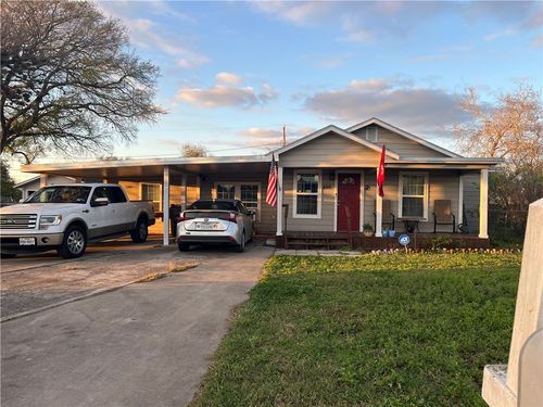 408 W C Ave, Kingsville, TX, 78363-3618 | Card Image