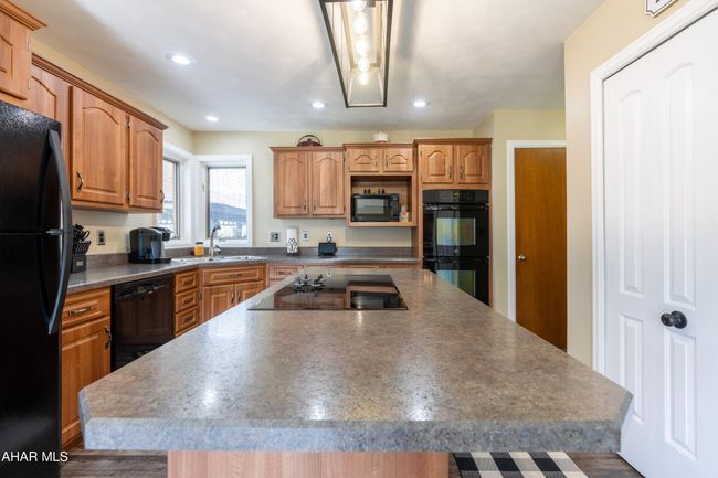1474 Locke Mountain Rd, House other with 3 bedrooms, 3 bathrooms and null parking in HOLLIDAYSBURG PA | Image 14