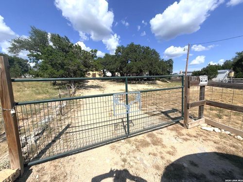 1071 Cypress Dr, Canyon Lake, TX, 78133-2658 | Card Image