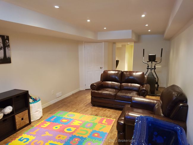 114 Alexie Way, House attached with 3 bedrooms, 3 bathrooms and 1 parking in Vaughan ON | Image 8