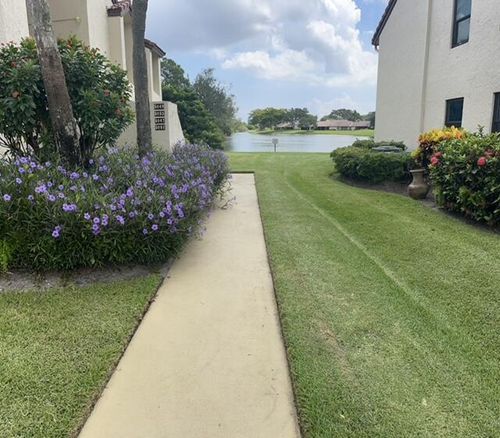 5851 Parkwalk Dr, Boynton Beach, FL, 33472-2321 | Card Image