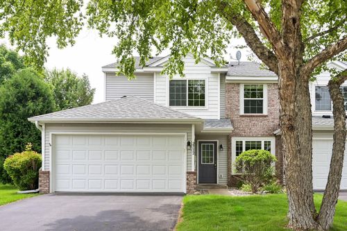 2712 Wagon Wheel Curv, Chaska, MN, 55318-1580 | Card Image